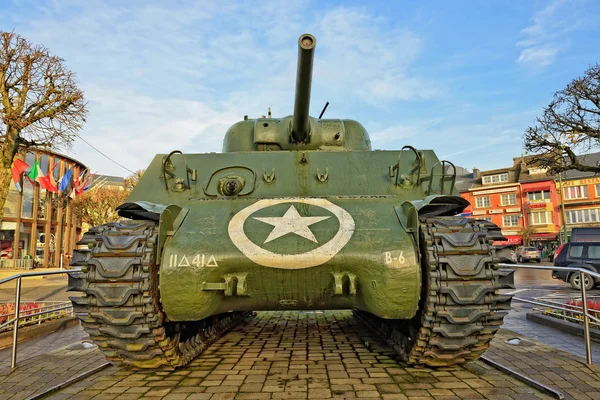 Anıt Bastogne Sherman tank yer Mcauliffe üzerinde