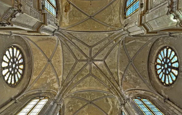 Ceiling in interior of Saint Catherine church. Brussels — стокове фото