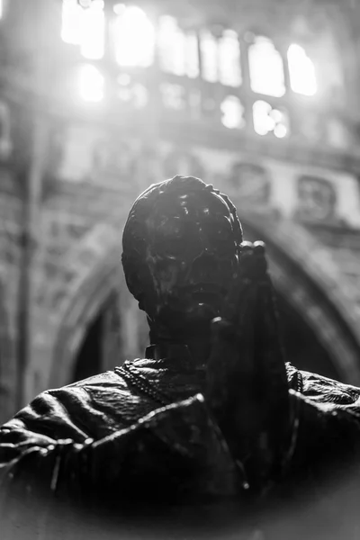 Intérieur Vue de la cathédrale Saint-Vitus à Prague, République tchèque . — Photo