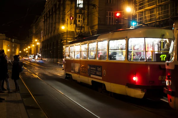 Prag, 18 Mart: Hareket Bulanıklığı, 18, 2016 yılında Prag - Çek Cumhuriyeti eski tramvay
