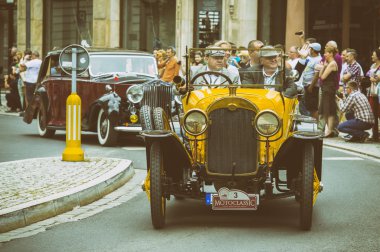 Wroclaw-Ağustos 18: Motoclassic eski araba show Wroclaw, Polonya üzerinde 18 Ağustos 2014 vintage etkisi.