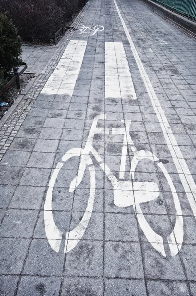 Bicycle lane signage on street — Stock Photo, Image