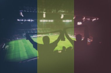fanlar ve karıştırma Çad bayrağı ile Spor Stadyumu
