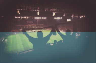 fanlar ve karıştırma Monaco bayrağı ile Spor Stadyumu
