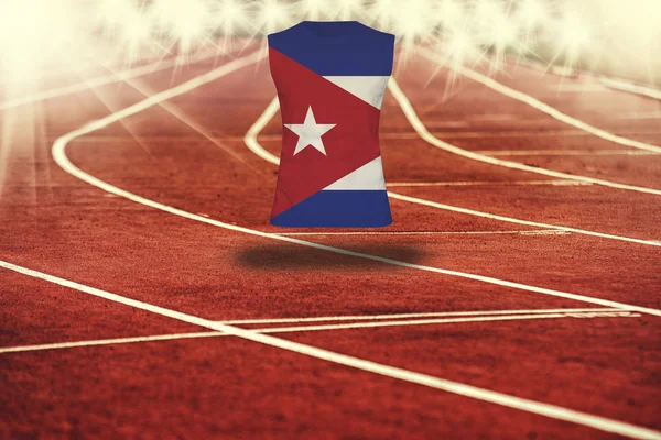 Pista de corrida vermelha com linhas e bandeira Cuba na camisa — Fotografia de Stock