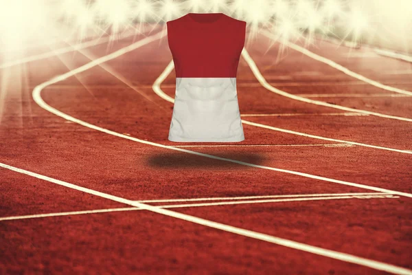 Pista de corrida vermelha com linhas e bandeira de Mônaco na camisa — Fotografia de Stock
