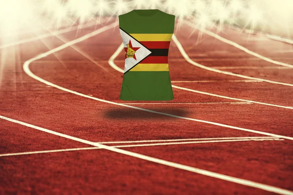 Pista rossa con linee e bandiera dello Zimbabwe sulla camicia — Foto Stock