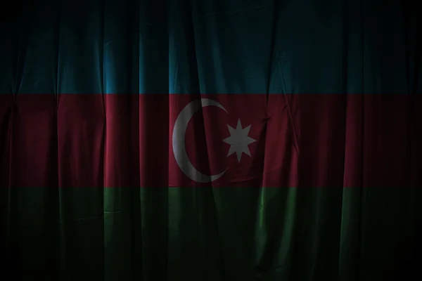 Fundo de cortina escura ou textura com mistura de bandeira do Azerbaijão — Fotografia de Stock