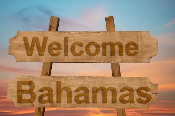 Bem-vindo ao Bahamas cantar em fundo de madeira — Fotografia de Stock