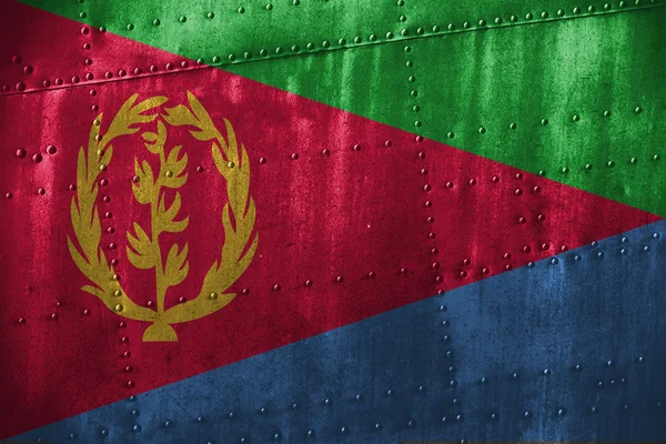 金属 texutre 或与厄立特里亚国旗背景 — 图库照片