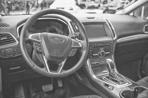 Wroclaw, Poland, May 28, 2016: Close up on Ford sterring wheel on Motoshow on May 28, 2016 in Poland — Stock Photo, Image