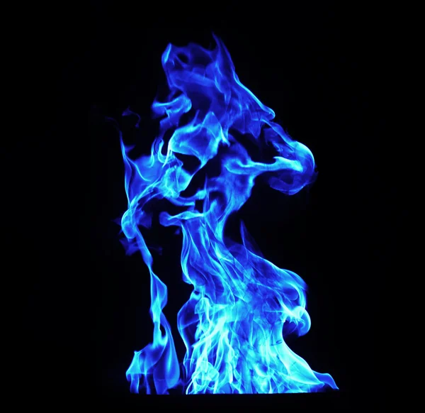 Kék tűz lángok fekete háttér — Stock Fotó
