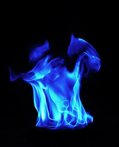 Feuerflamme auf schwarzem Hintergrund oder Textur — Stockfoto © trybex