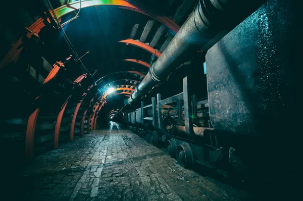 Madendeki Hdr yeraltı tüneli