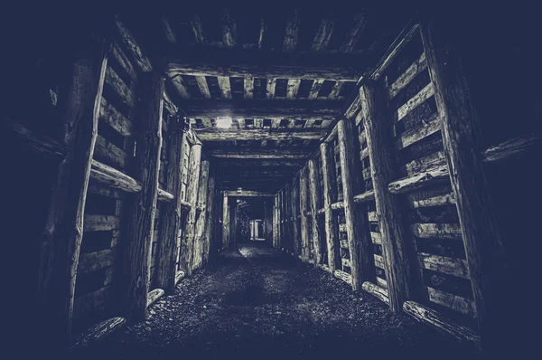 Underjordisk Tunnel i gruvan, Hdr — Stockfoto