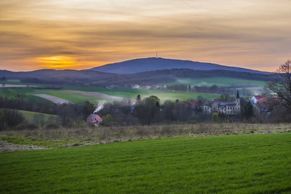 Evening View of the small town on the hill — Stock Photo, Image