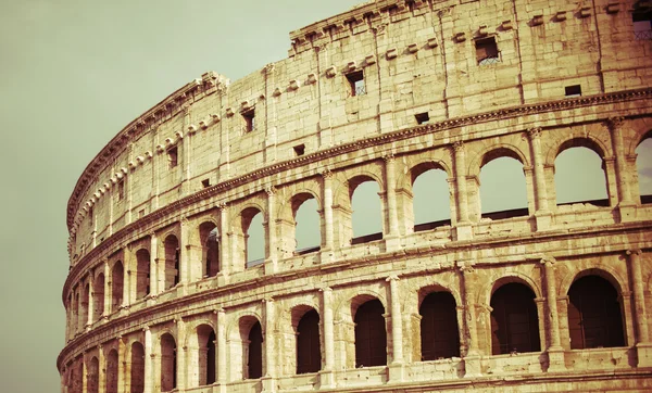 Vintage Colosseum in Rome, Italy — Stock Photo, Image