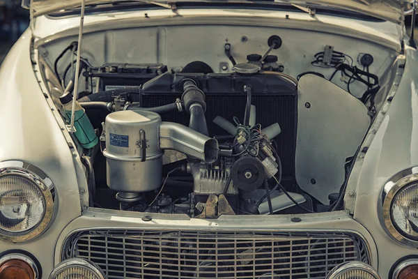 Sleza, Poland, August 15, 2015: Close up on Syrena engine   on  Motorclassic show on August 15, 2015 in the Poland — Stock Photo, Image