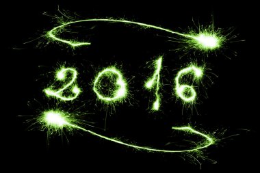 yeşil ışıltı havai fişek ile yazılı 2016