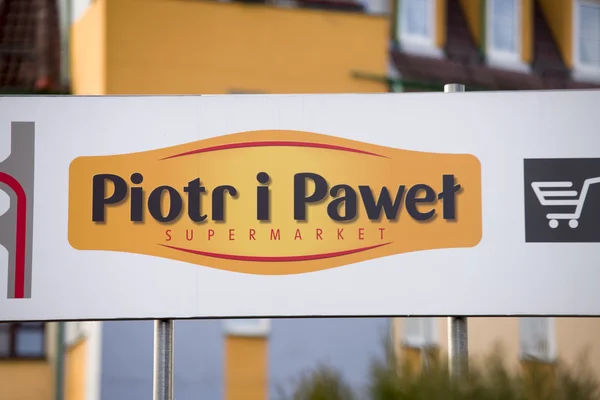 15 janvier 2016 - Wroclaw : Le logo de la marque "Piotr i Pawel" 15 janvier 2016 à Wroclaw. Pologne . — Photo