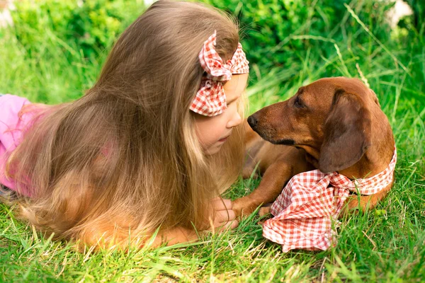 Happy girl and dog — Stock Photo, Image