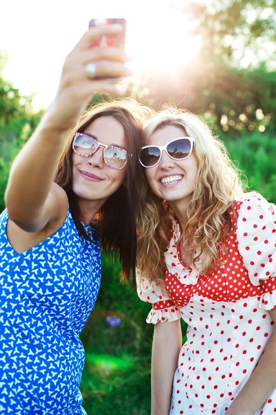 Women making selfie photo — Stock Photo, Image