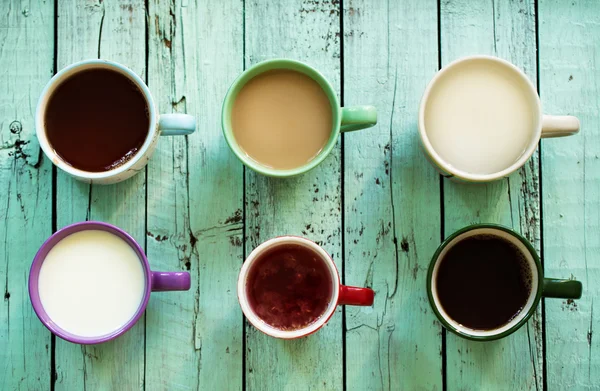 Чашки кави, чаю та соку Ліцензійні Стокові Зображення