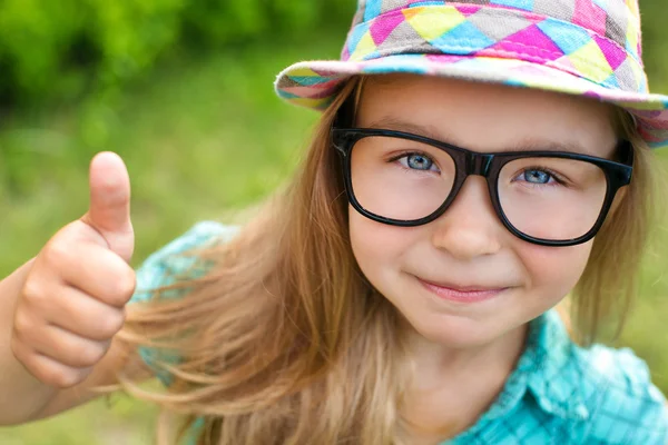 Смішна дівчина в окулярах Стокове Фото