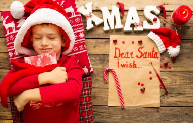 Noel Baba hediye ve Noel mektup çocukla