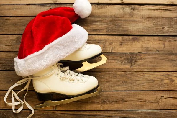 Schaatsen en Kerstmis KERSTMUTS — Stockfoto