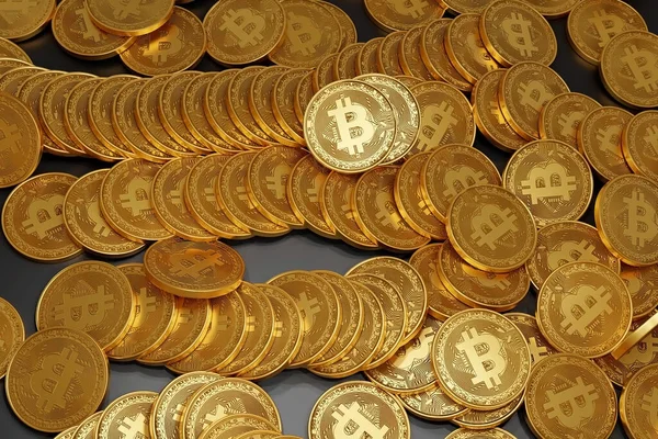 Viele Goldmünzen Bitcoin Liegen Auf Einem Dunklen Hintergrund — Stockfoto