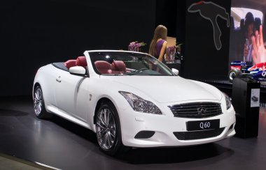 Infiniti Q60