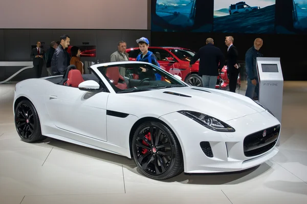 Jaguar F-Type R — Stok fotoğraf