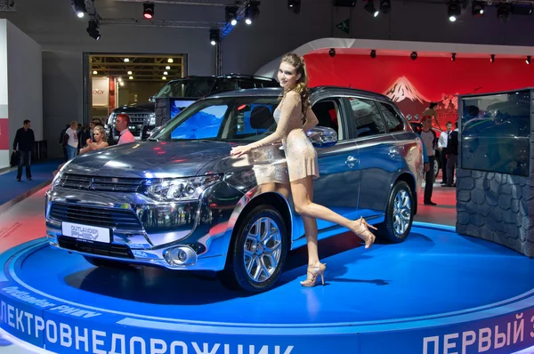 Mitsubishi Outlander Phev — Photo