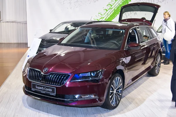 Skoda Superb Combi — Stockfoto