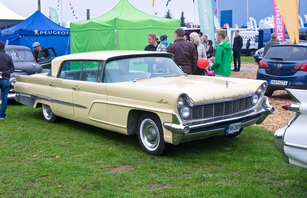 Lincoln Continental Mark 4 — Stock Fotó