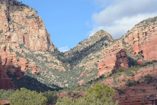 Sunny Vista Iconic Sedimentary Rock Formations Sited West Sedona Northern — Stock Photo, Image