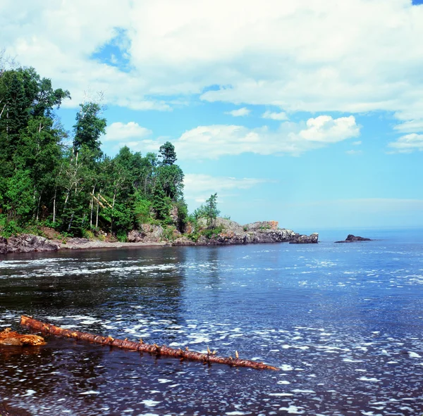A Lake Superior Summerscape In Minnesota — Stock Photo, Image