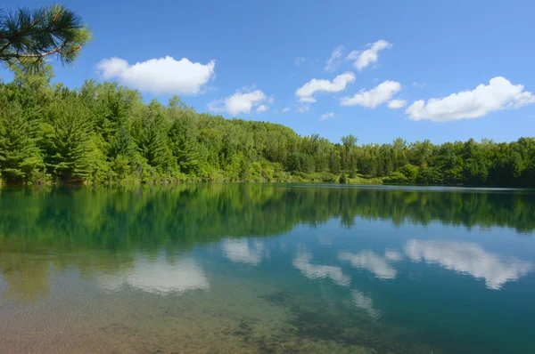 Lago de la mina Yawkey escénico en el centro de Minnesota —  Fotos de Stock