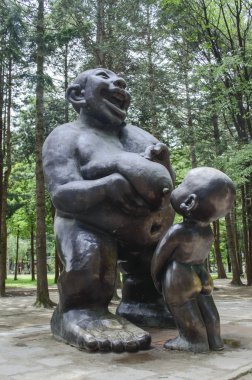 namiland Kore, bronz heykel