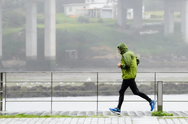 Desporto com chuva — Fotografia de Stock