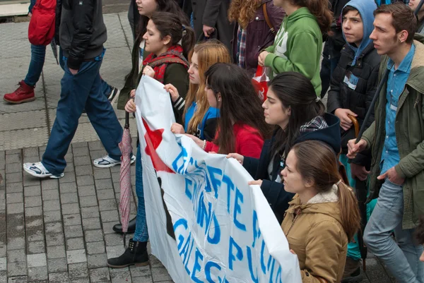 Demonstratie door universiteitsstudenten — Stockfoto