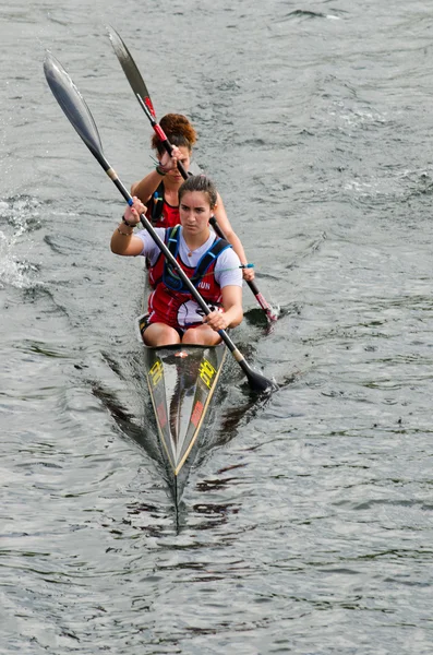 Kanu-Marathon auf dem Fluss Lerez (Spanien)) — Stockfoto