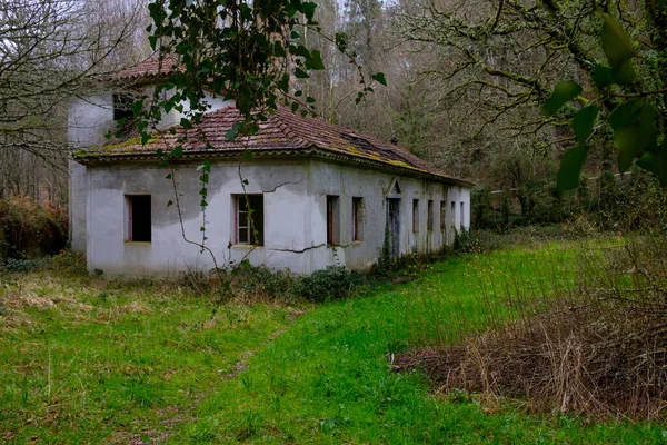 Galiçya Eski Bir Spa Olan Terk Edilmiş Bir Bina Spanya — Stok fotoğraf