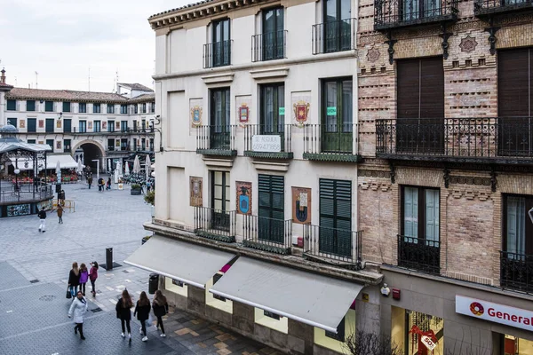 Tudela スペイン 2018年12月21日 ナバラからの伝統的な建築で旧市街の通りの1つを見る — ストック写真