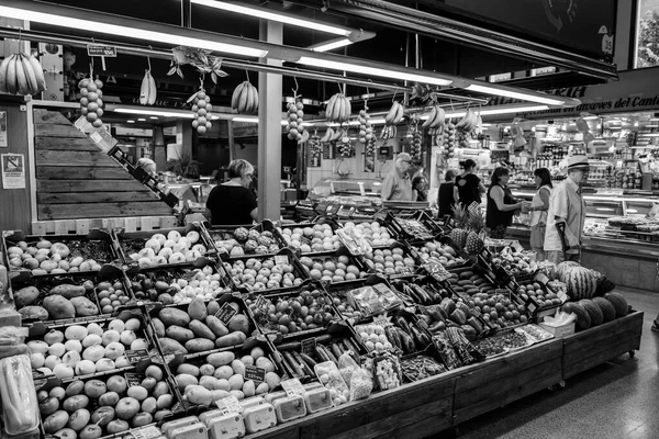 Mataro Spanien Juni 2018 Stall Säljer Frukt Och Grönsaker Inne — Stockfoto