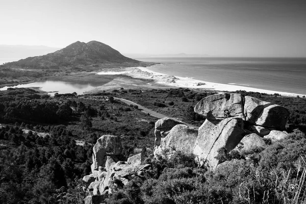 Monte Louro Xarfas Lagoon Coastal Natural Space Located Town Hall — Stock Photo, Image