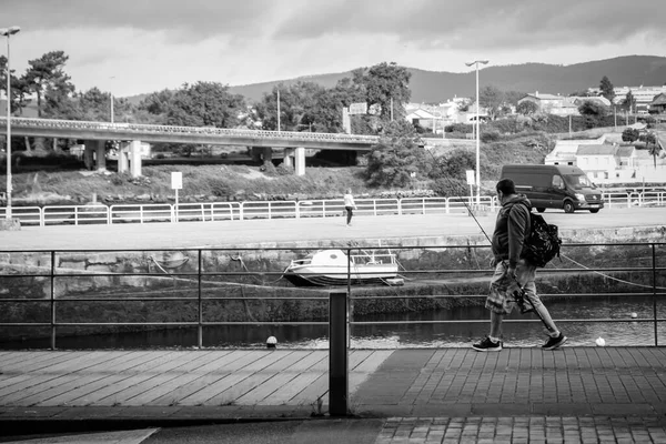 スペインのポンテベドラ 2020年5月9日 Covid 19による小児期の歩行と運動 — ストック写真