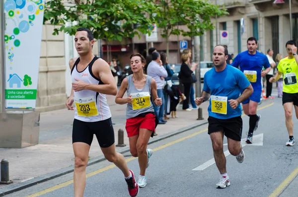 A correr pela cidade — Fotografia de Stock