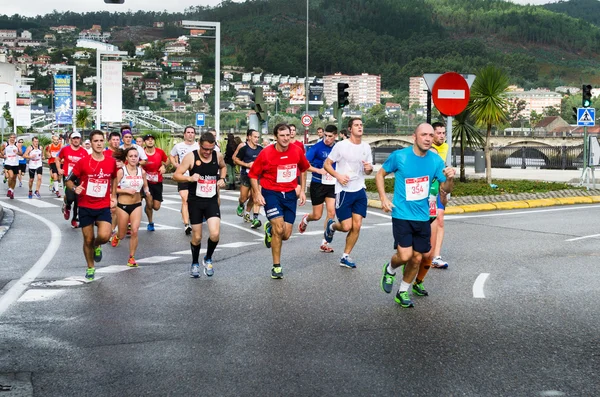 Detail van de deelnemers in de Xvii Halve Marathon in Pontevedra — Stockfoto